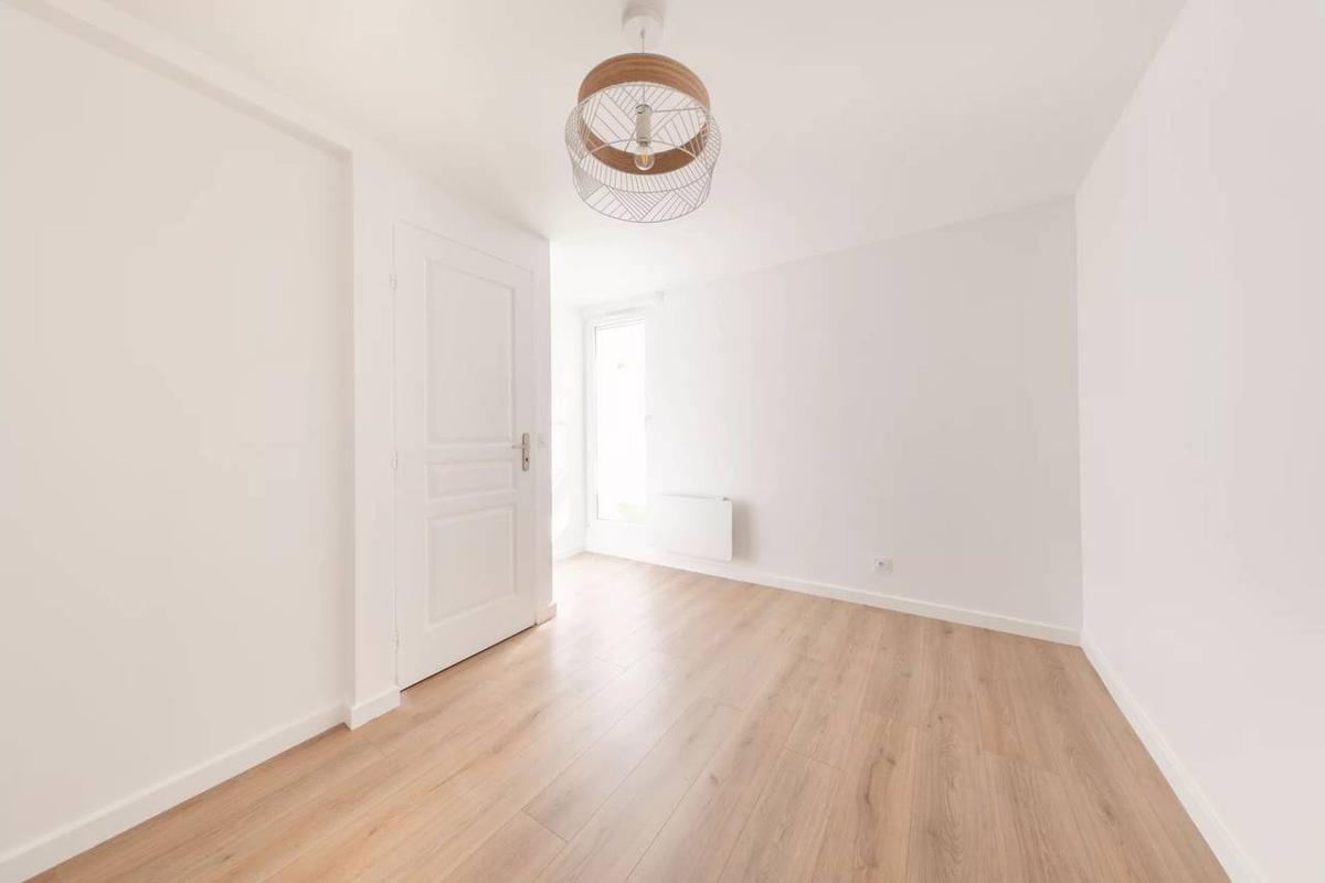 MONTESSON LA BORDE - DUPLEX 3 PIECES + REZ-DE-JARDIN 2
