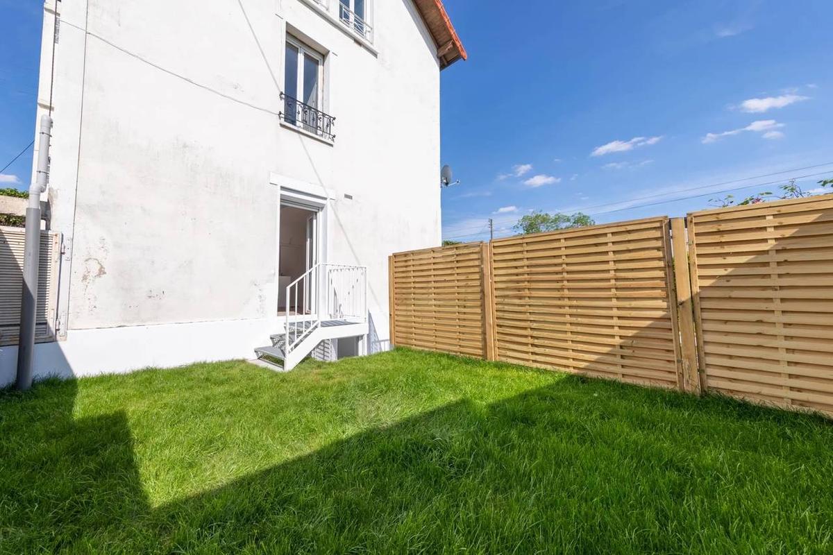 MONTESSON LA BORDE - DUPLEX 3 PIECES + REZ-DE-JARDIN 0