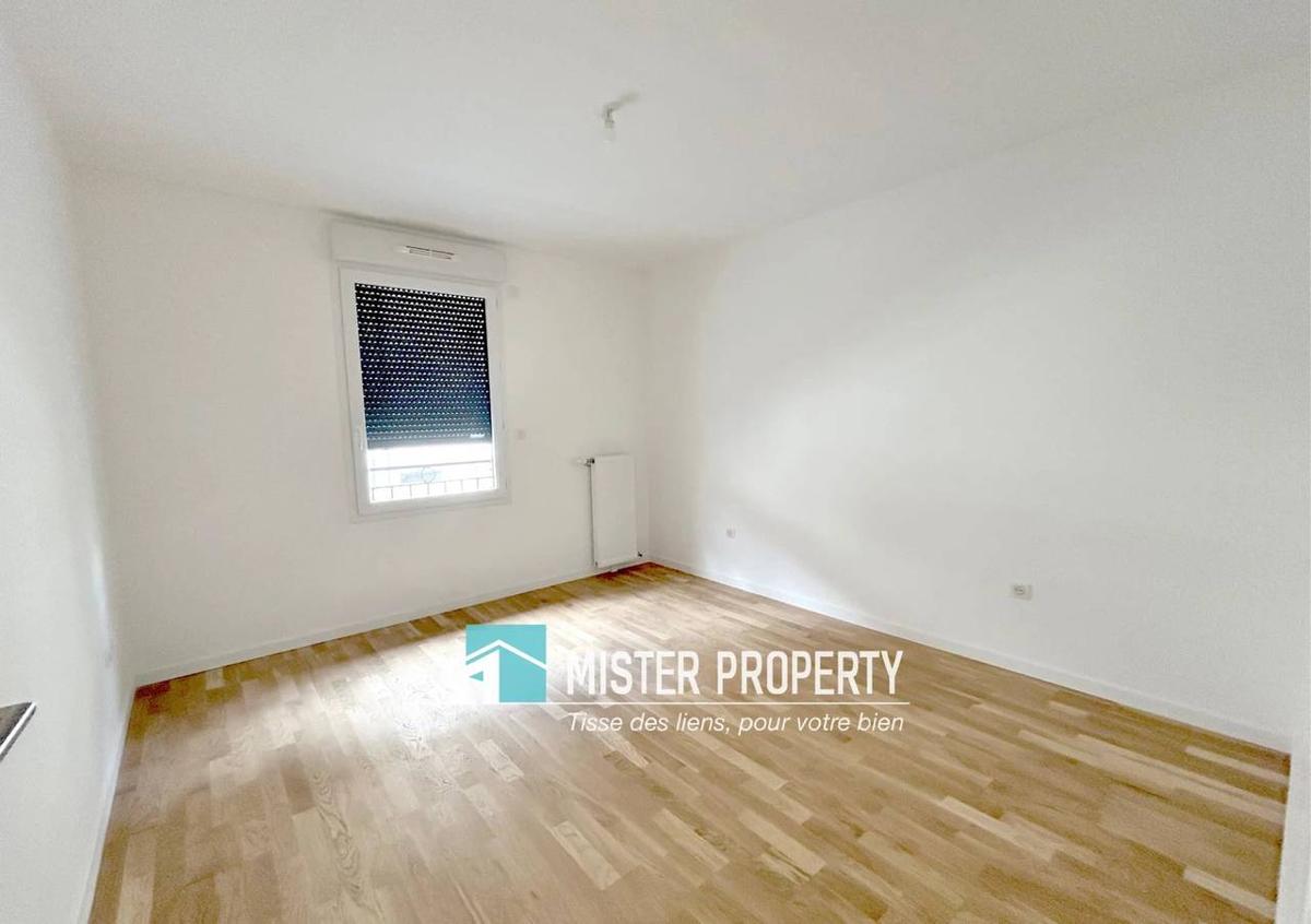 HOUILLES Quartier Blanches-Pierrats-Tonkin - GRAND 3 PIECES + VERANDA + PARKING 1