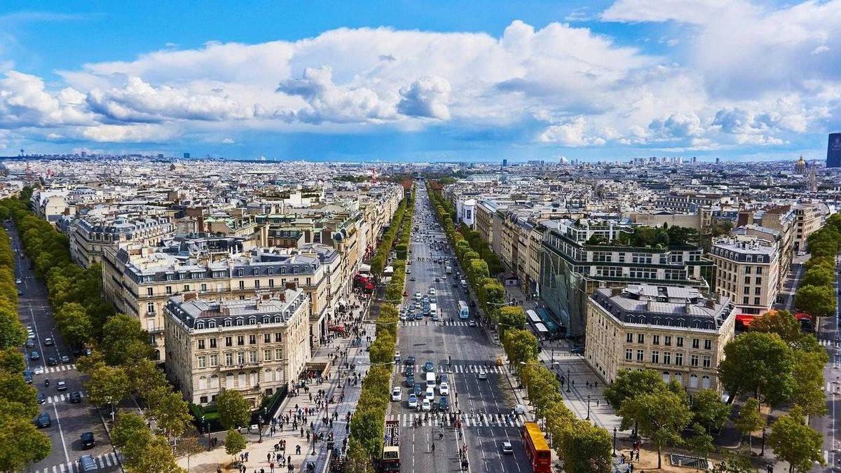 PARIS 8 - CHAMPS ELYSEES - GRAND DEUX PIECES 0