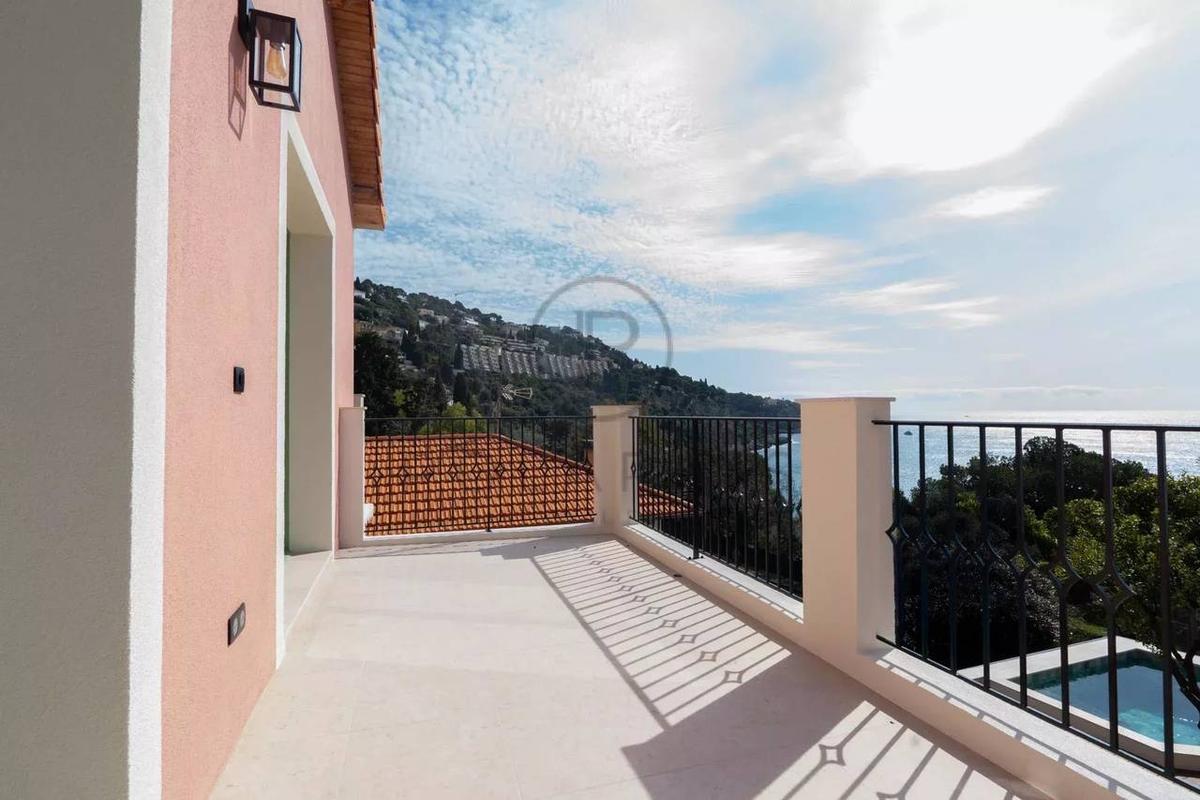Charmante maison de pêcheur rénovée avec vue mer panoramique – à 15 minutes de Monaco 12
