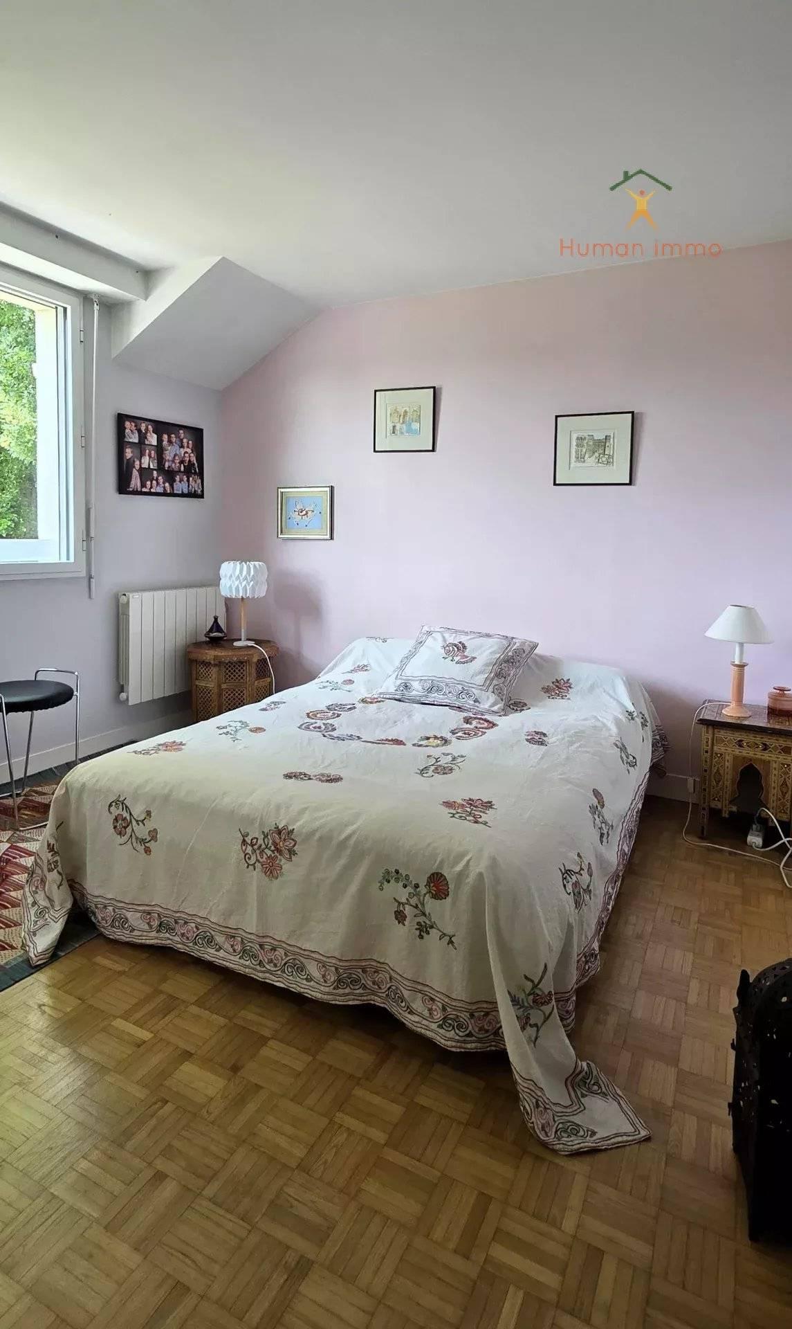 Maison de 6 pièces sur le golf 10